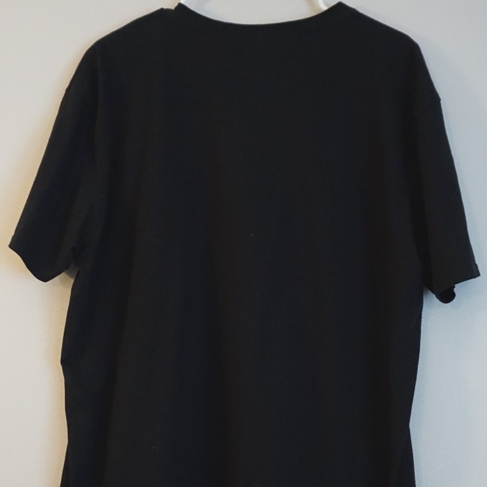 shirt - Picture 2 of 2
